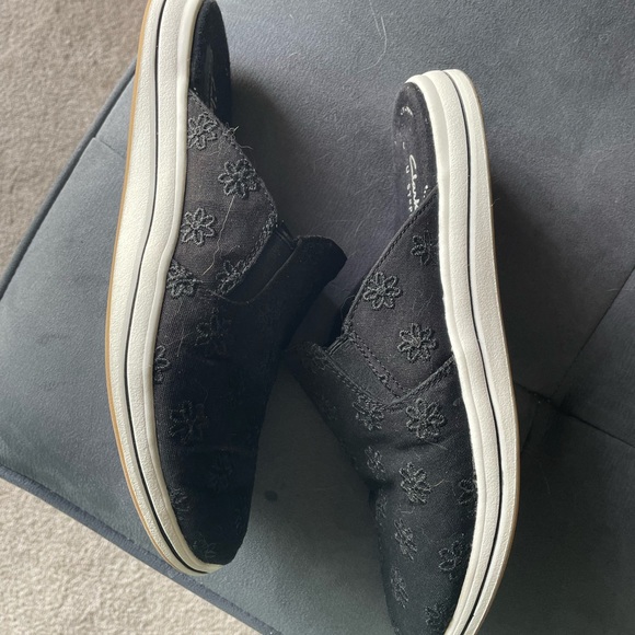 EUC Clarks Slip-on Cloudsteppers Black Size 7.5 M - so nice! - Picture 5 of 7